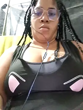 Big ass submissive online show from April 9, 4:14 am