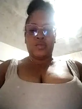 Big ass submissive online show from September 30, 2:28 am