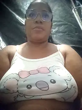 Big ass submissive online show from March 27, 12:17 pm