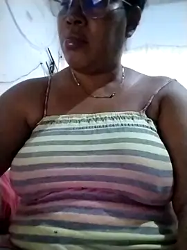 Big ass submissive online show from October 4, 1:01 pm