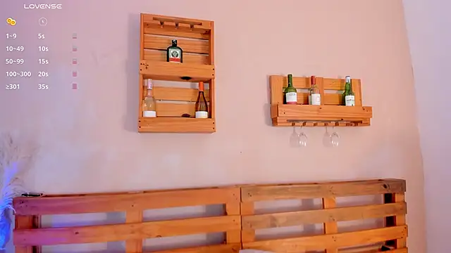  miss mia online show from November 11, 10:43 am