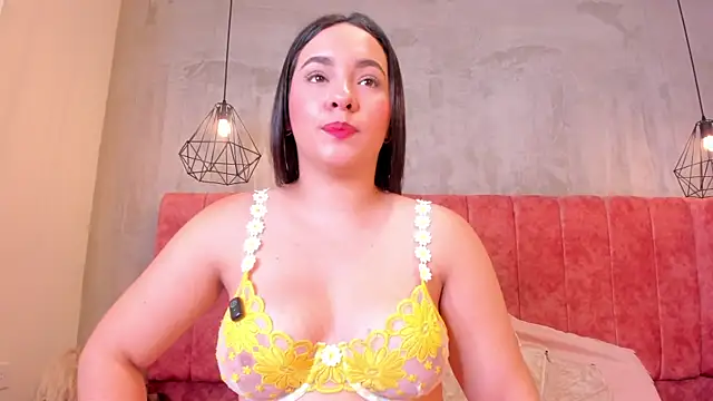  miss mia online show from May 25, 11:53 am