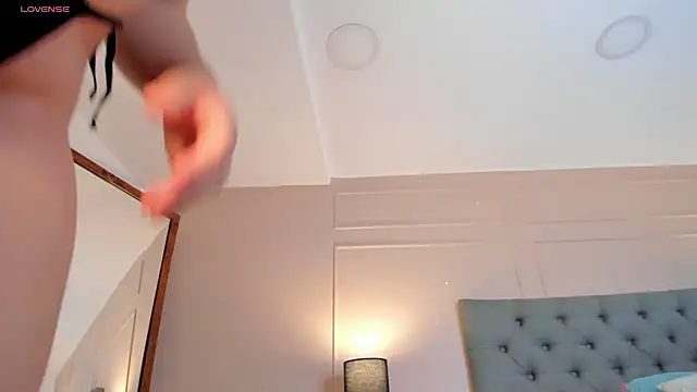  miss mia online show from April 22, 12:56 pm