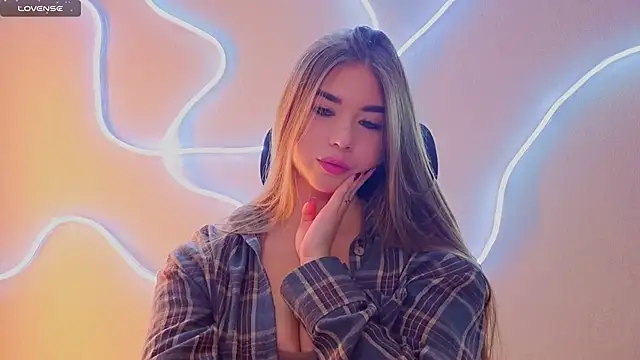 Snapshot of evapuffy chatting on November 7, 10:31 am evapuffy online show from November 7, 10:31 am