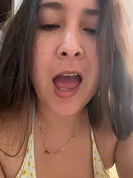 evelyn 1702 online show from July 15, 7:21 pm