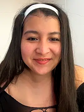 evelyn 1702 online show from November 8, 9:40 pm