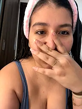 evelyn 1702 online show from November 15, 7:51 pm