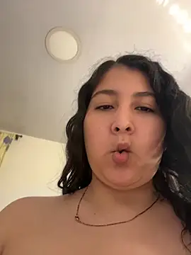 evelyn 1702 online show from June 15, 7:02 pm
