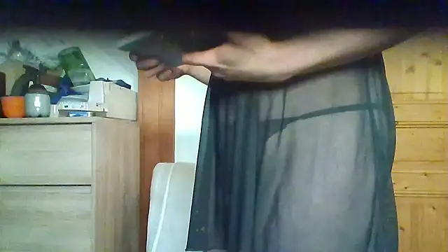 Snapshot of ToyRider69_official chatting on October 22, 9:35 pm ToyRider69 official online show from October 22, 9:35 pm