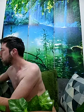 welcome-to-the-jungle online show from February 7, 5:15 am