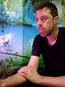 welcome-to-the-jungle online show from April 13, 8:02 pm