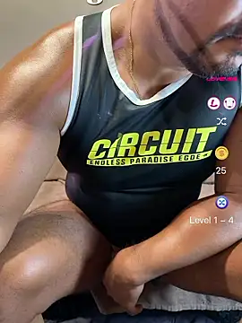 Snapshot of jack_jay0103 chatting on July 19, 8:12 am jack jay0103 online show from July 19, 8:12 am