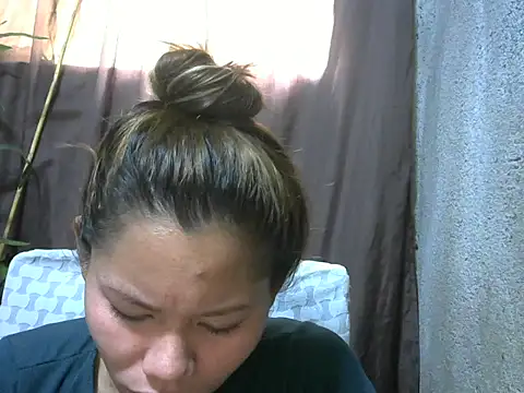 Sweeetgurll online show from March 24, 3:28 am