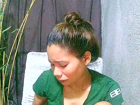 Sweeetgurll online show from May 3, 1:58 pm