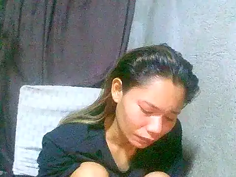 Sweeetgurll online show from May 23, 1:10 pm