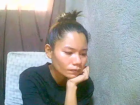 Sweeetgurll online show from May 25, 2:44 am