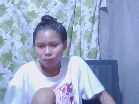 Sweeetgurll online show from November 16, 1:27 pm