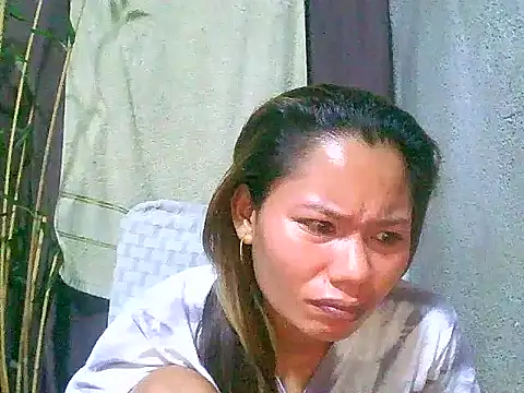 Sweeetgurll online show from April 23, 3:13 pm