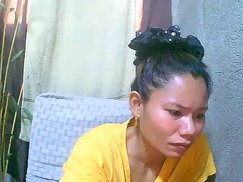 Sweeetgurll online show from April 26, 2:42 am