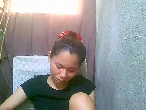 Sweeetgurll online show from May 19, 1:56 am