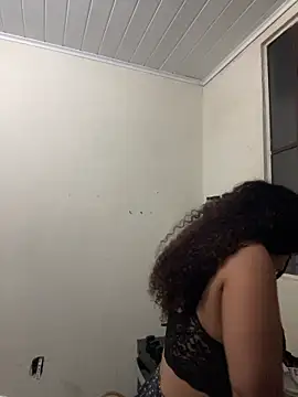 A maddy online show from April 4, 2:18 am