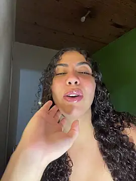 A maddy online show from April 3, 2:51 am