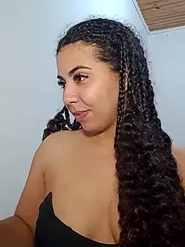 Snapshot of A_maddy chatting on October 22, 1:49 am A maddy online show from October 22, 1:49 am