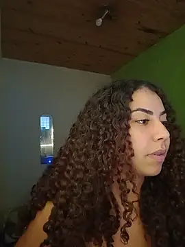 A maddy online show from March 31, 5:15 pm