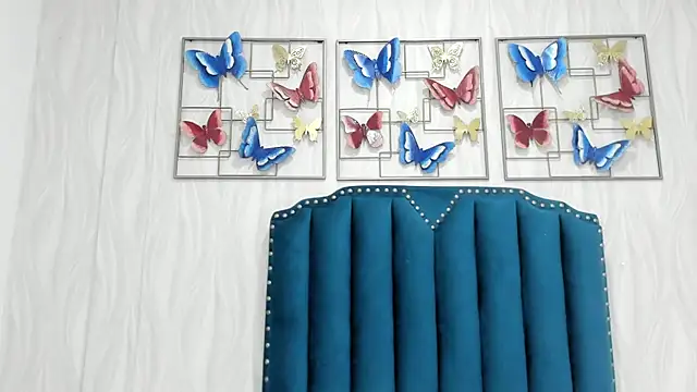 Alison Carde05 online show from October 29, 7:35 pm