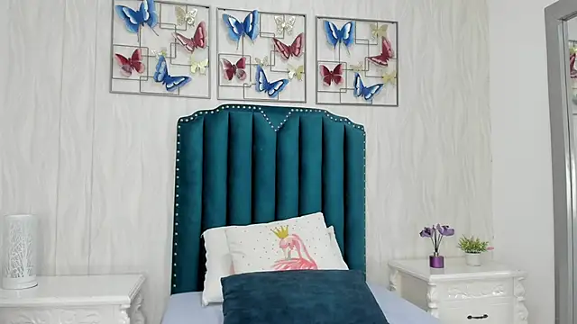 Alison Carde05 online show from December 1, 7:48 pm