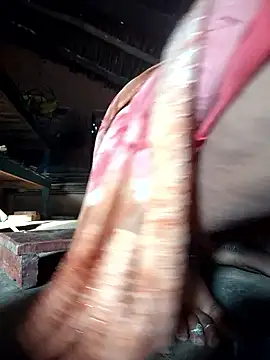 Snapshot of Monika_thakurr chatting on February 13, 2:44 am Monika thakurr online show from February 13, 2:44 am