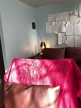 Canneela online show from October 31, 9:11 pm