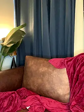 Canneela online show from October 1, 1:04 pm