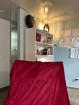 Canneela online show from October 21, 5:45 pm