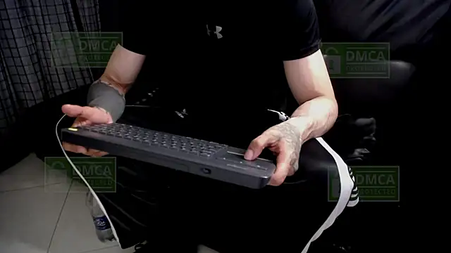 Mr Klein 69 online show from October 25, 1:05 am