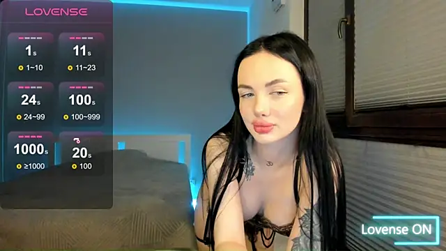 Snapshot of SelinaStorm chatting on November 1, 11:53 pm SelinaStorm online show from November 1, 11:53 pm