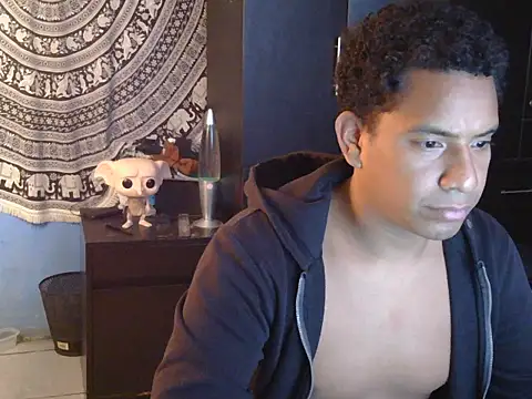 Snapshot of latinboybigdick chatting on September 8, 2:27 pm latinboybigdick online show from September 8, 2:27 pm