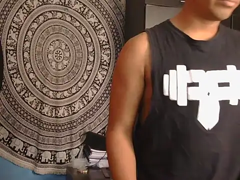 Snapshot of latinboybigdick chatting on September 13, 6:19 pm latinboybigdick online show from September 13, 6:19 pm