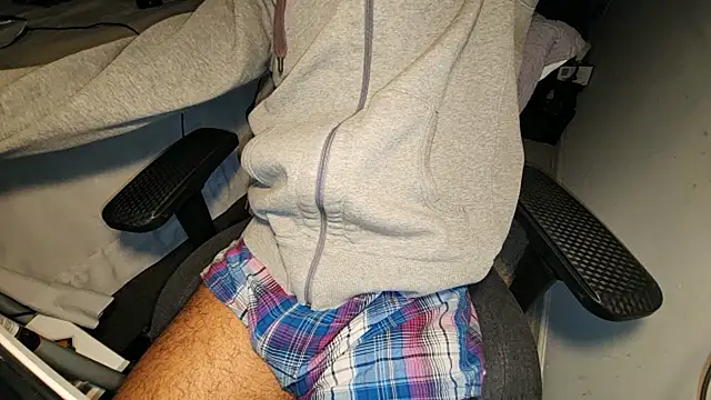 catt18 online show from December 22, 4:01 am