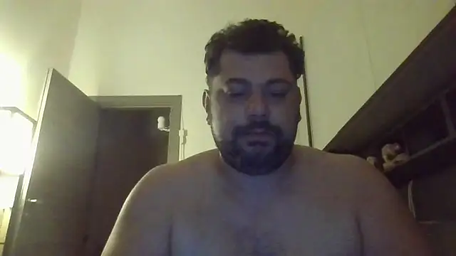 Snapshot of giuseppelovisi85 chatting on September 9, 4:22 am giuseppelovisi85 online show from September 9, 4:22 am