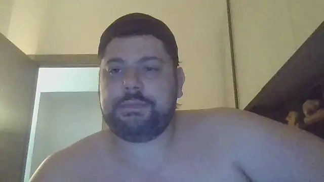 Snapshot of giuseppelovisi85 chatting on October 19, 8:17 am giuseppelovisi85 online show from October 19, 8:17 am