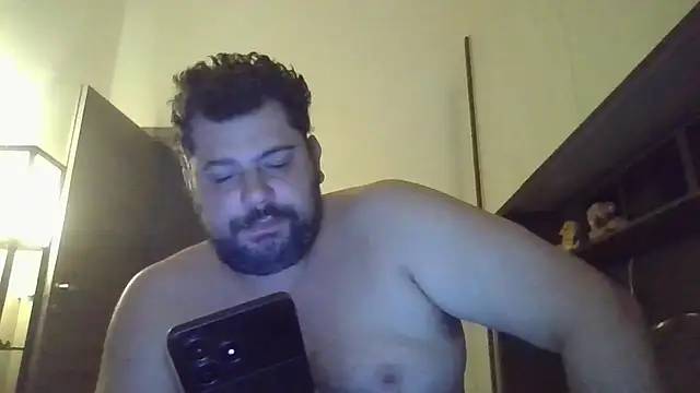 Snapshot of giuseppelovisi85 chatting on September 25, 5:46 am giuseppelovisi85 online show from September 25, 5:46 am
