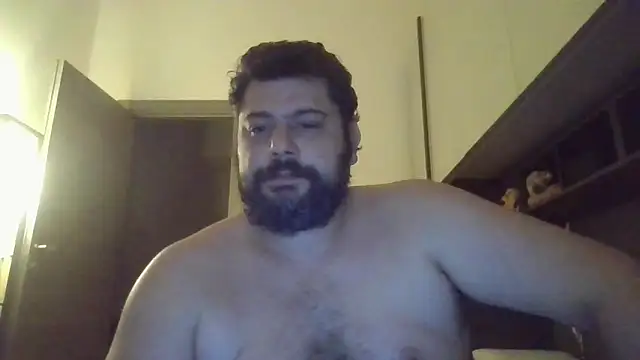 Snapshot of giuseppelovisi85 chatting on October 14, 7:03 pm giuseppelovisi85 online show from October 14, 7:03 pm