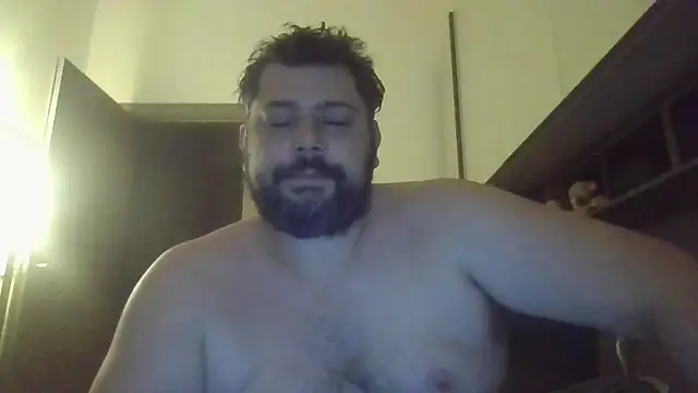 Snapshot of giuseppelovisi85 chatting on October 3, 8:54 pm giuseppelovisi85 online show from October 3, 8:54 pm