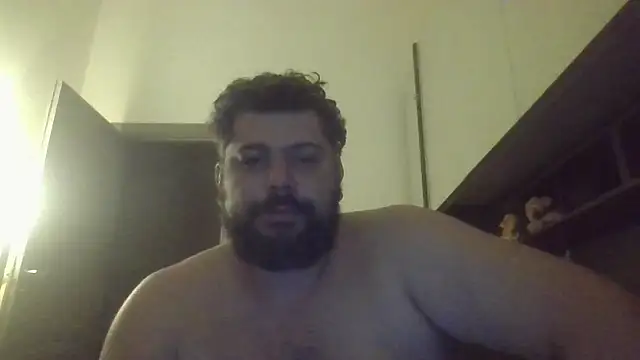 Snapshot of giuseppelovisi85 chatting on October 7, 11:39 pm giuseppelovisi85 online show from October 7, 11:39 pm
