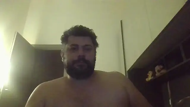 Snapshot of giuseppelovisi85 chatting on October 2, 9:07 pm giuseppelovisi85 online show from October 2, 9:07 pm