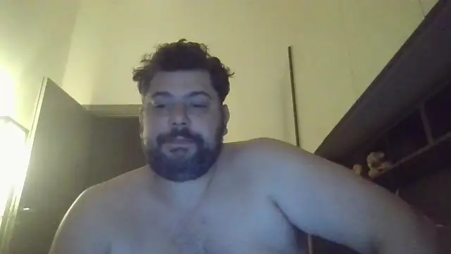 Snapshot of giuseppelovisi85 chatting on September 29, 3:35 am giuseppelovisi85 online show from September 29, 3:35 am