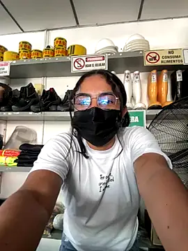 Kyra  Rose online show from November 20, 7:14 pm