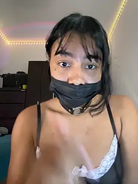 Kyra  Rose online show from February 22, 9:05 pm