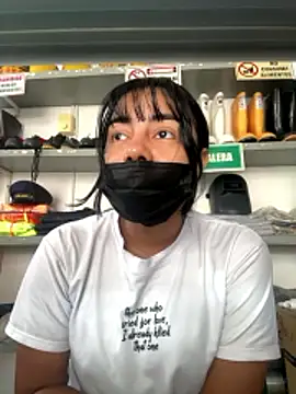 Kyra  Rose online show from January 10, 2:45 pm